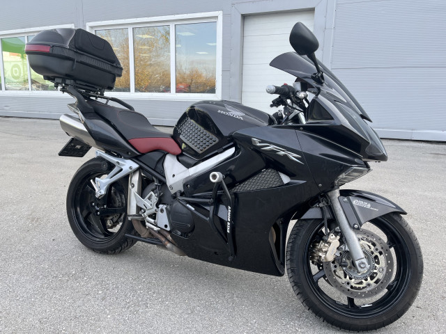 HONDA VFR800